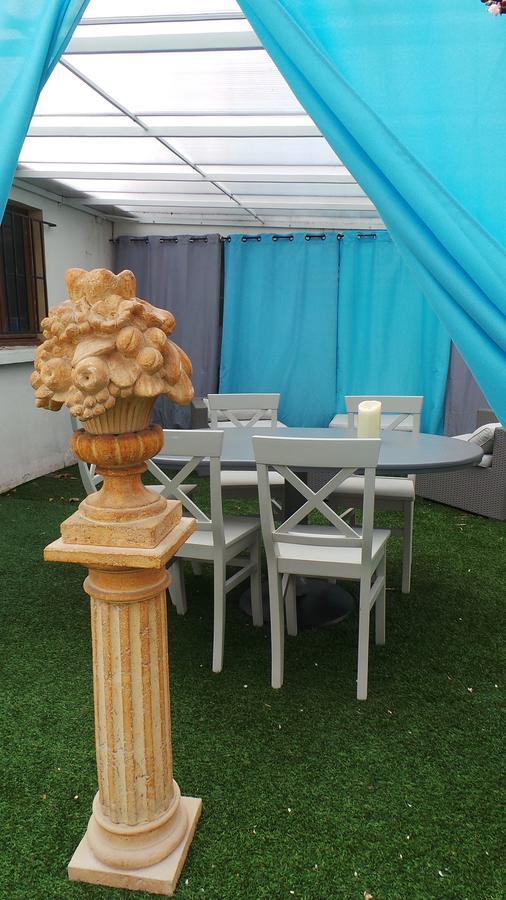 Bed & Breakfast Atrium Augusta Fréjus